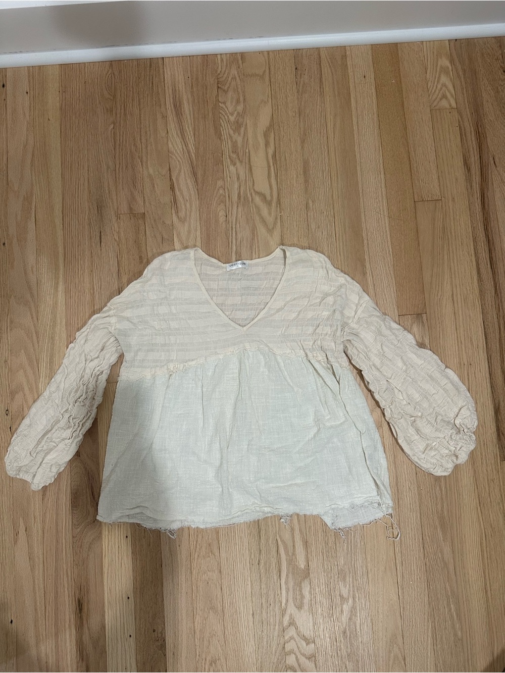 vestique Cream Textured V-Neck Blouse